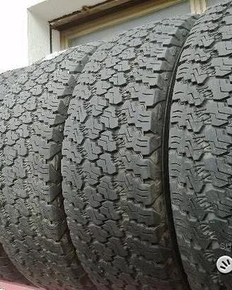 4completo di 4 gomme usate 24575 17 good year