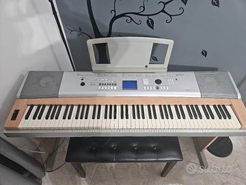 Pianoforte Tastiera Yamaha portable grand dgx 620