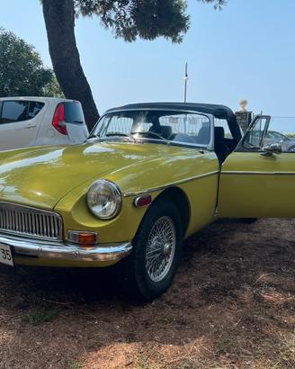 MGB - 1975