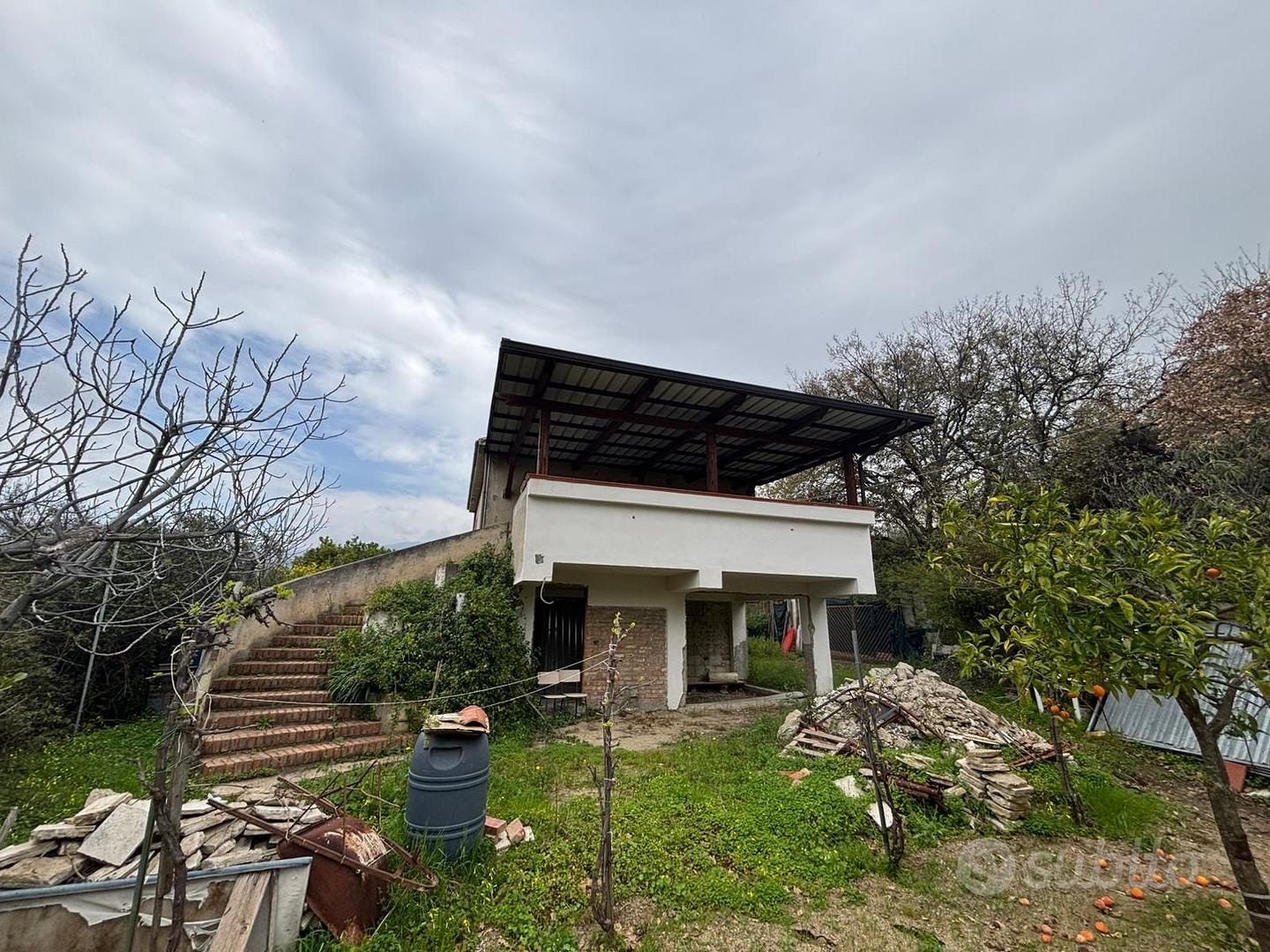 Villetta indipendente con terreno gallina - Vista 3