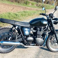 Triumph bonneville scrambler