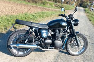 Triumph bonneville scrambler