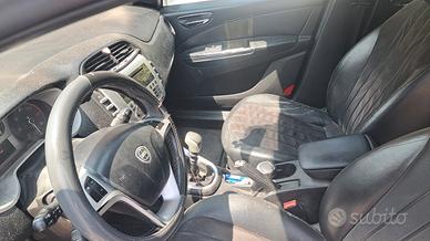 lancia delta 1.6 120 