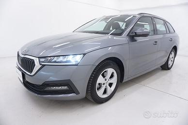 Skoda Octavia Wagon Executive DSG BR121817 2.0 Die