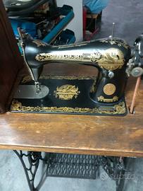 macchina da cucire Singer d'epoca funzionante 