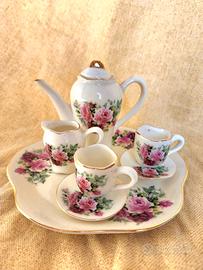 set da tè in miniatura