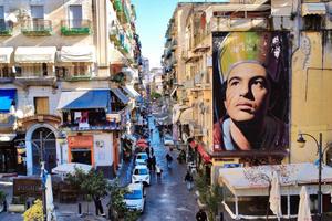 3 LOCALI A NAPOLI