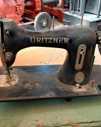 Macchina da cucire antica Gritzner Durlach in ghis
