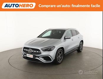 MERCEDES-BENZ GLA 200 CM50640