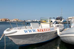 Barca a motore Saver 540