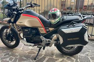 Moto guzzi travel 2021