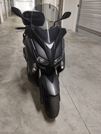 Yamaha xmax