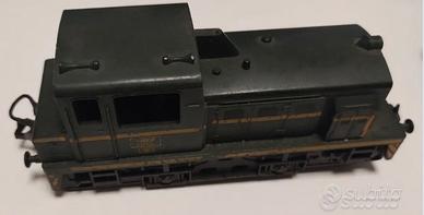 locomotiva diesel lima no scatola  FUNZIONANTE