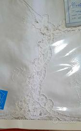 Antica Tovaglia puro lino interamente ricamata a m