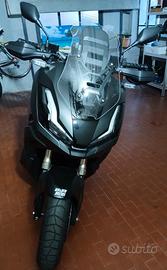 HONDA ADV 350 (2600 KM)