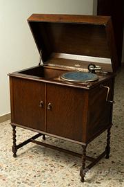 Grammofono meccanico Schubert