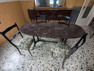 Tavolo vintage con 4 sedie