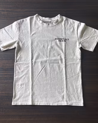 T-shirt Fear of God Essentials Logo Grande 👕