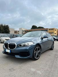 Bmw 116 116d 5p. Business Advantage