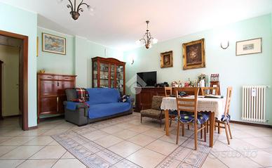 4 LOCALI A CASTELLARANO