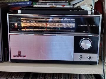 Radio Grundig Yacht-Boy 209
