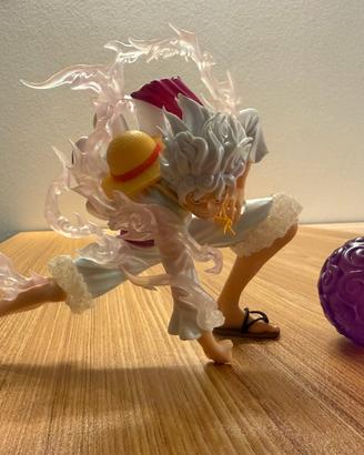 statuetta one piece