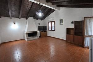Bivano indipendente con cortile