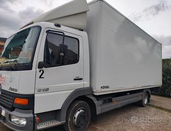 Motrice Mercedes atego