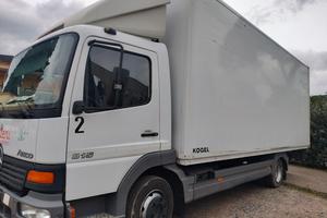 Motrice Mercedes atego