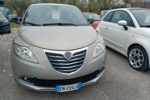 Lancia Ypsilon 1.2 Ecochic GPL( per neopatentati