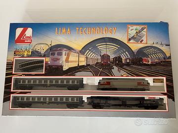 Set treno Lima con bisarca e stazione carico auto