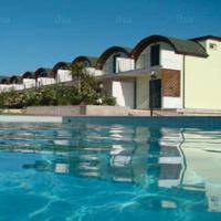 Casa vacanza con Piscina fronte Mare