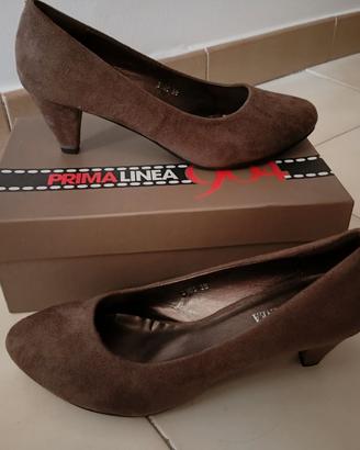 Scarpe donna con acco basso in camoscio mis.38