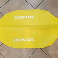 Copertina gialla nuova sella Honda Dominator 650