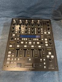 behringer Ddm4000 mixer