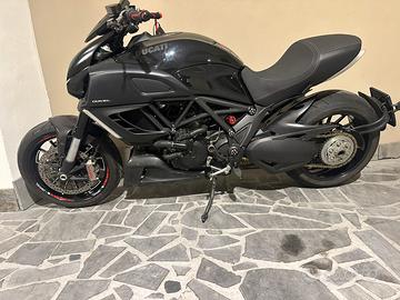 Ducati Diavel nuovissima