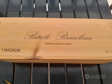 scatola in legno vuota porta bottiglia