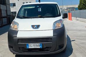 Peugeot Bipper 1.3 HDi 75 CV – Clima
