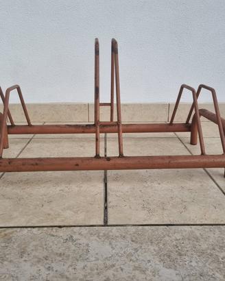 Porta biciclette da terra