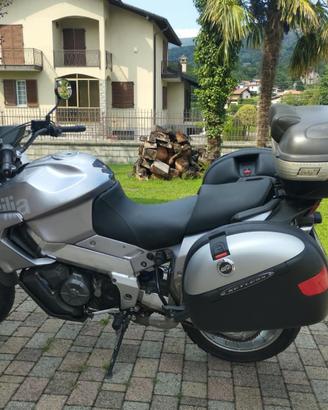 Set GIVI 3 valigie moto E41 Keyless + Maxia