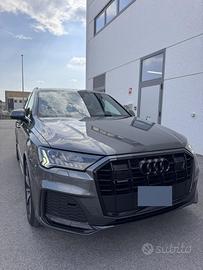 Audi Q7 Sport 5.0 TDI Quattro
