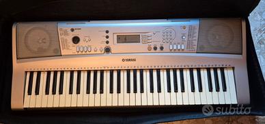 Pianola Tastiera 61 tasti Yamaha PSR-E313