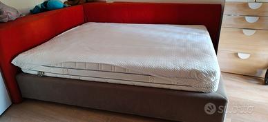  Letto e materasso matrimoniale 