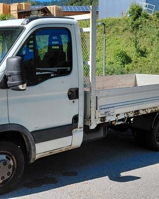 Iveco 35 C12