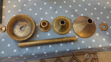 Pezzi in ottone per lampadario marca lumi vintage 