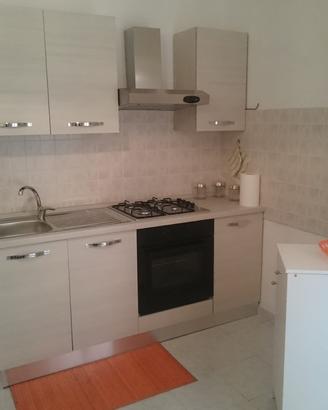 Mobili cucina e camera