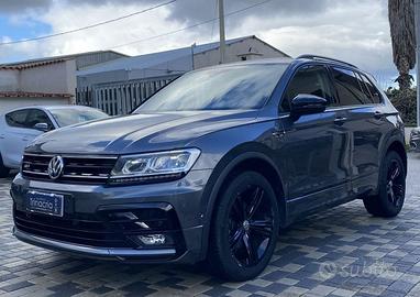 Volkswagen Tiguan Sport Black Edition 2.0 TDI...