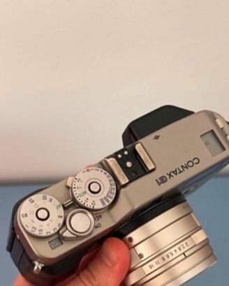 Fotocamera a pellicola Contax G1