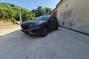 Ford Kuga plug-in hybrid St-line X