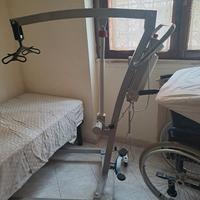 Sollevatore elettrico invalidi